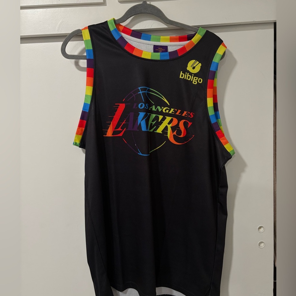Los Angeles Lakers basketball jersey